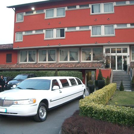 Hotel San Martino Darfo Boario Terme Экстерьер фото