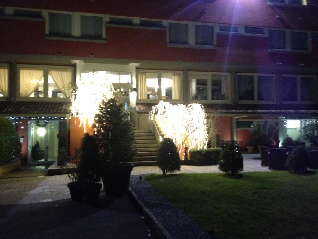 Hotel San Martino Darfo Boario Terme Экстерьер фото